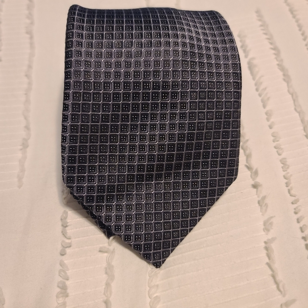 Tasso Elba Silk Dark Gray Grid Pattern Neck Tie